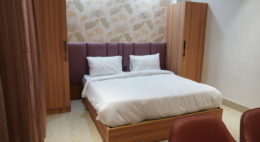 Orsom Stays & Suites in Gurgaon