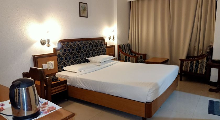 Hotel Arch Manor in Bhopal