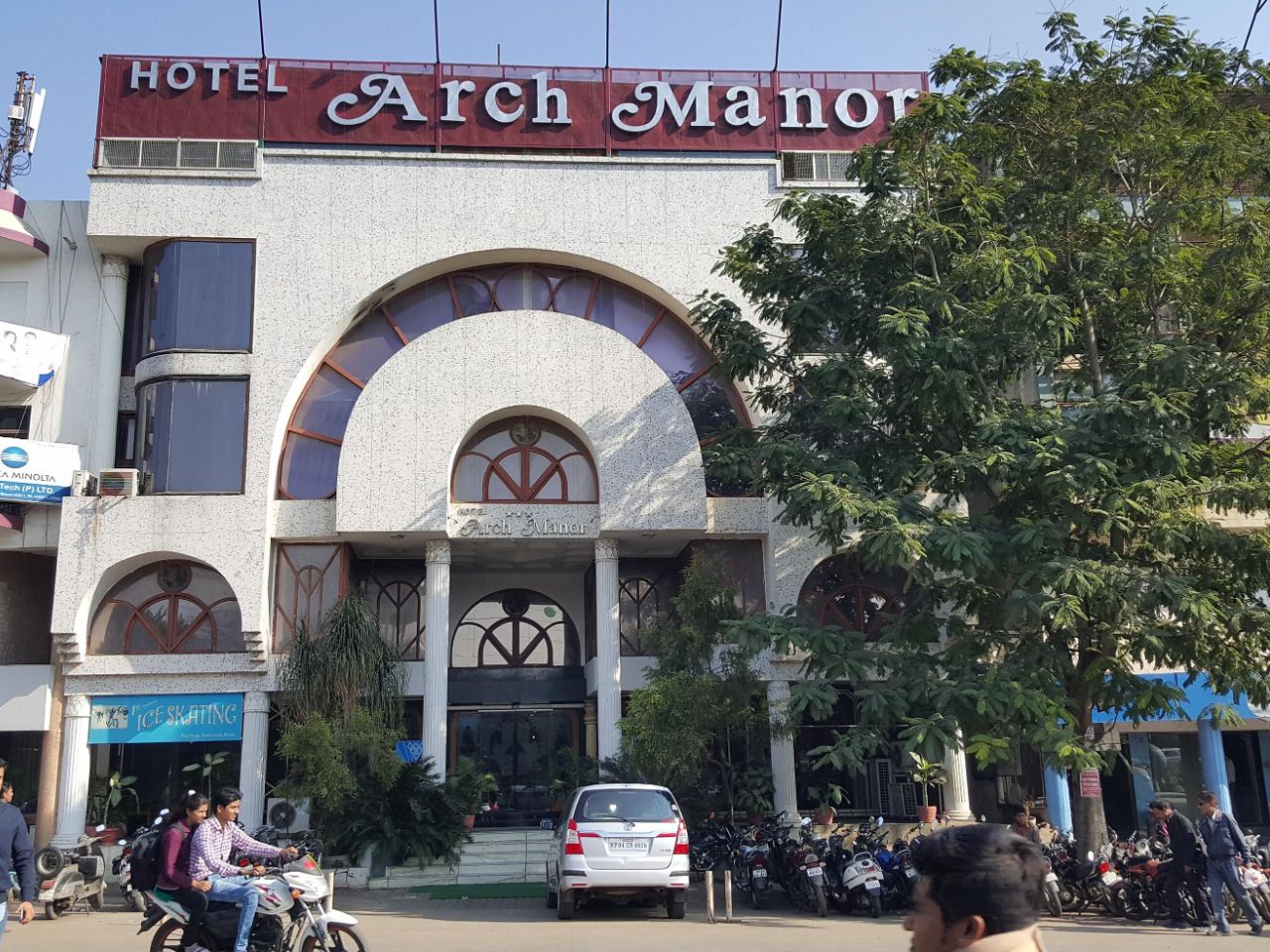 Hotel Arch Manor in Bhopal