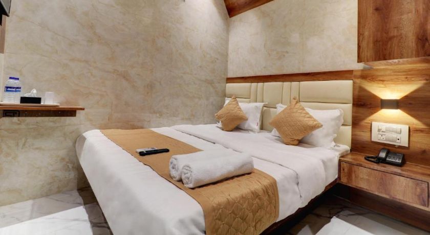 Hotel Omega in Mumbai