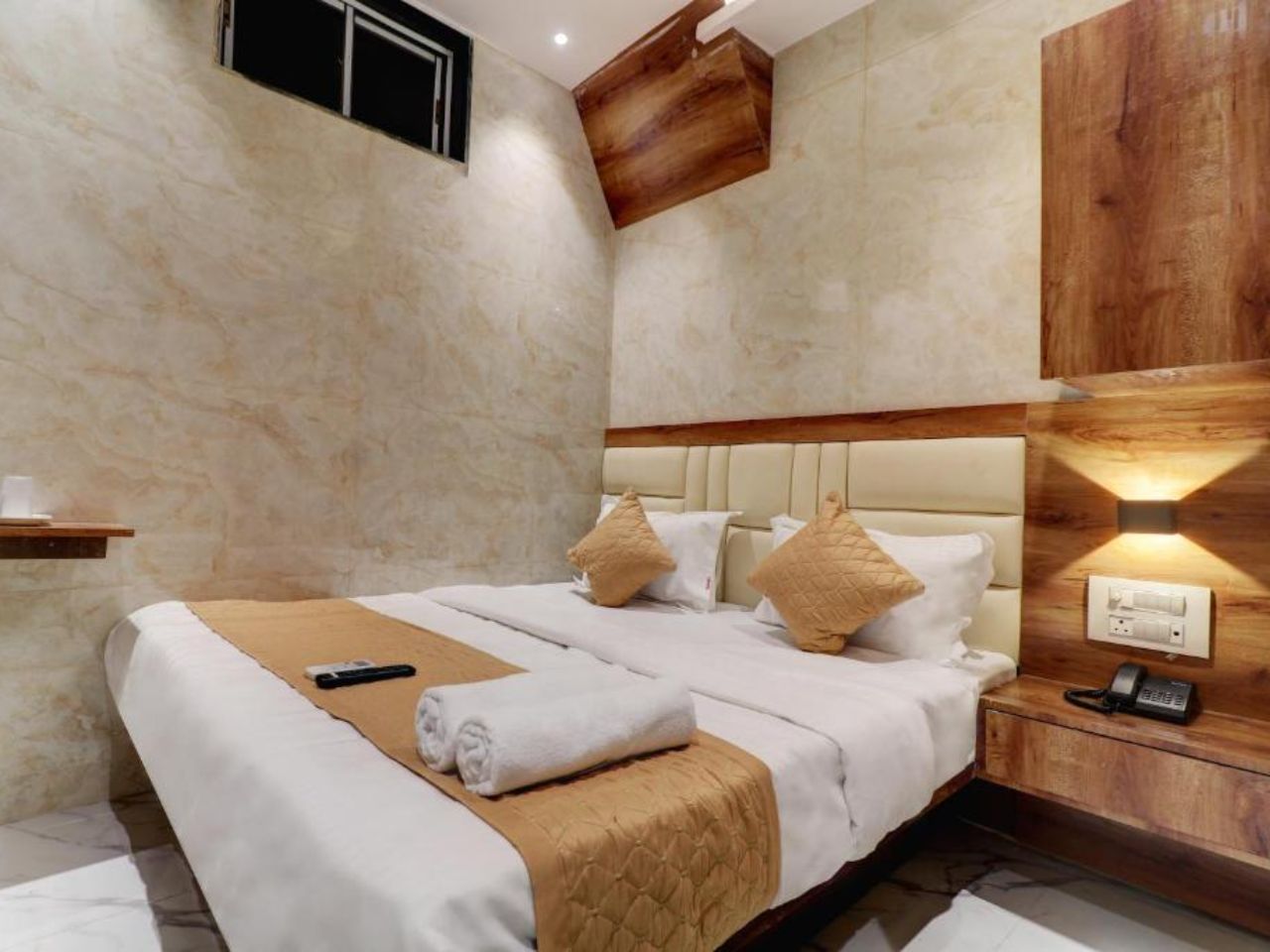 Hotel Omega in Mumbai