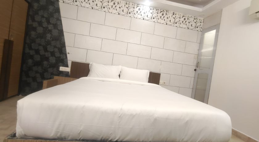 Inn 11 Central in Chennai