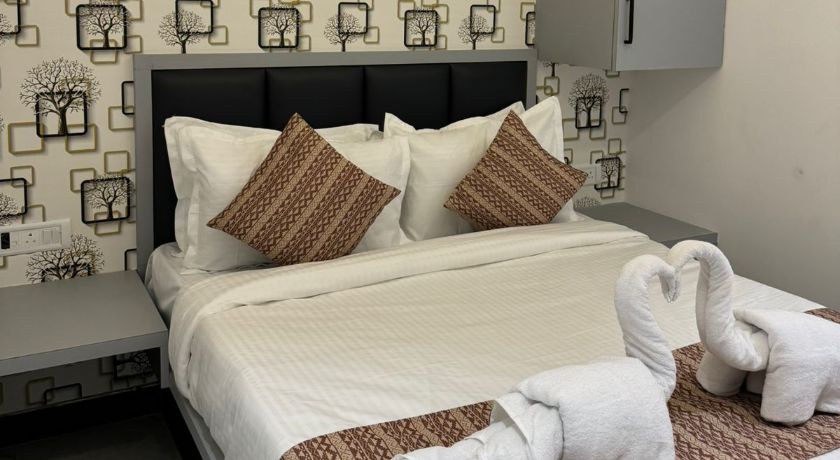 Hotel Flora Inn in Mumbai