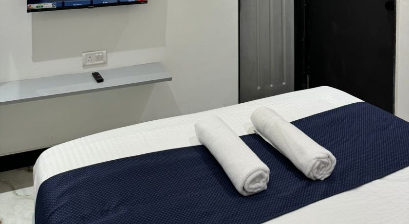 Hotel Flora Inn in Mumbai