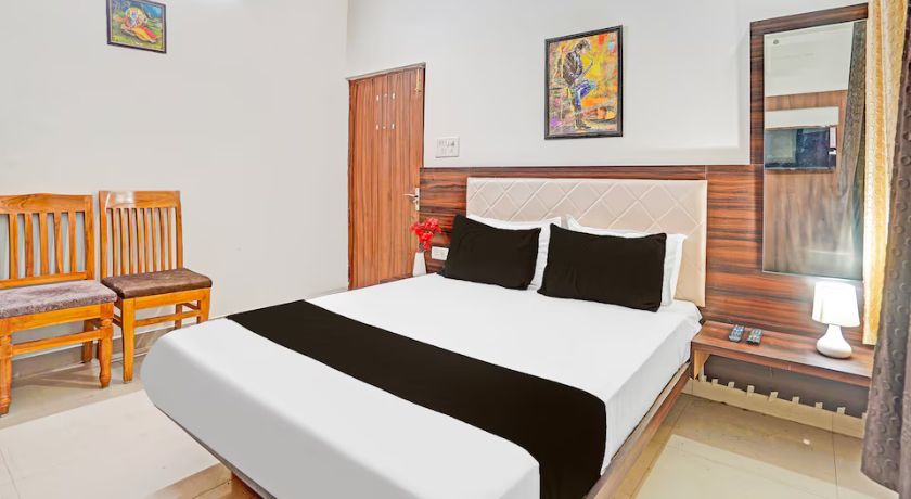 Hotel Lotus Inn in Lucknow