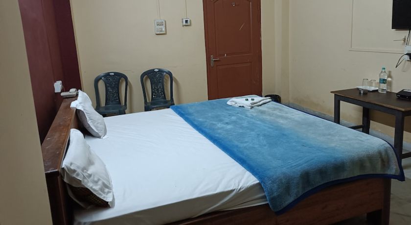 Hotel Yuvraj Palace in Silapathar