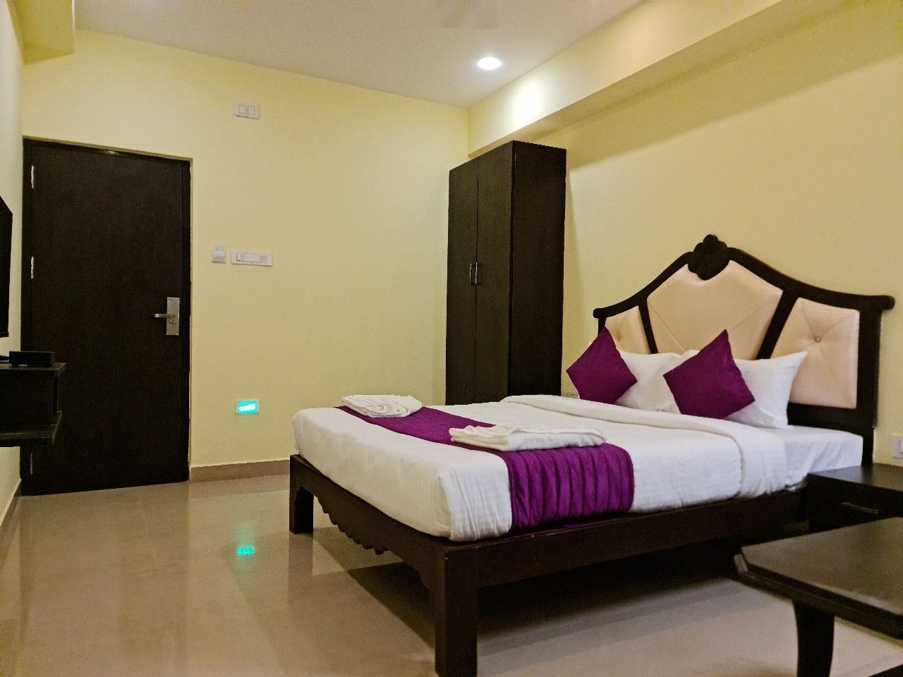 Al Noor Residency Business Class Hotel in Chennai
