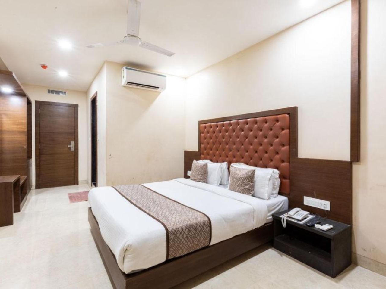 Hotel Vertigo Suites in Mumbai