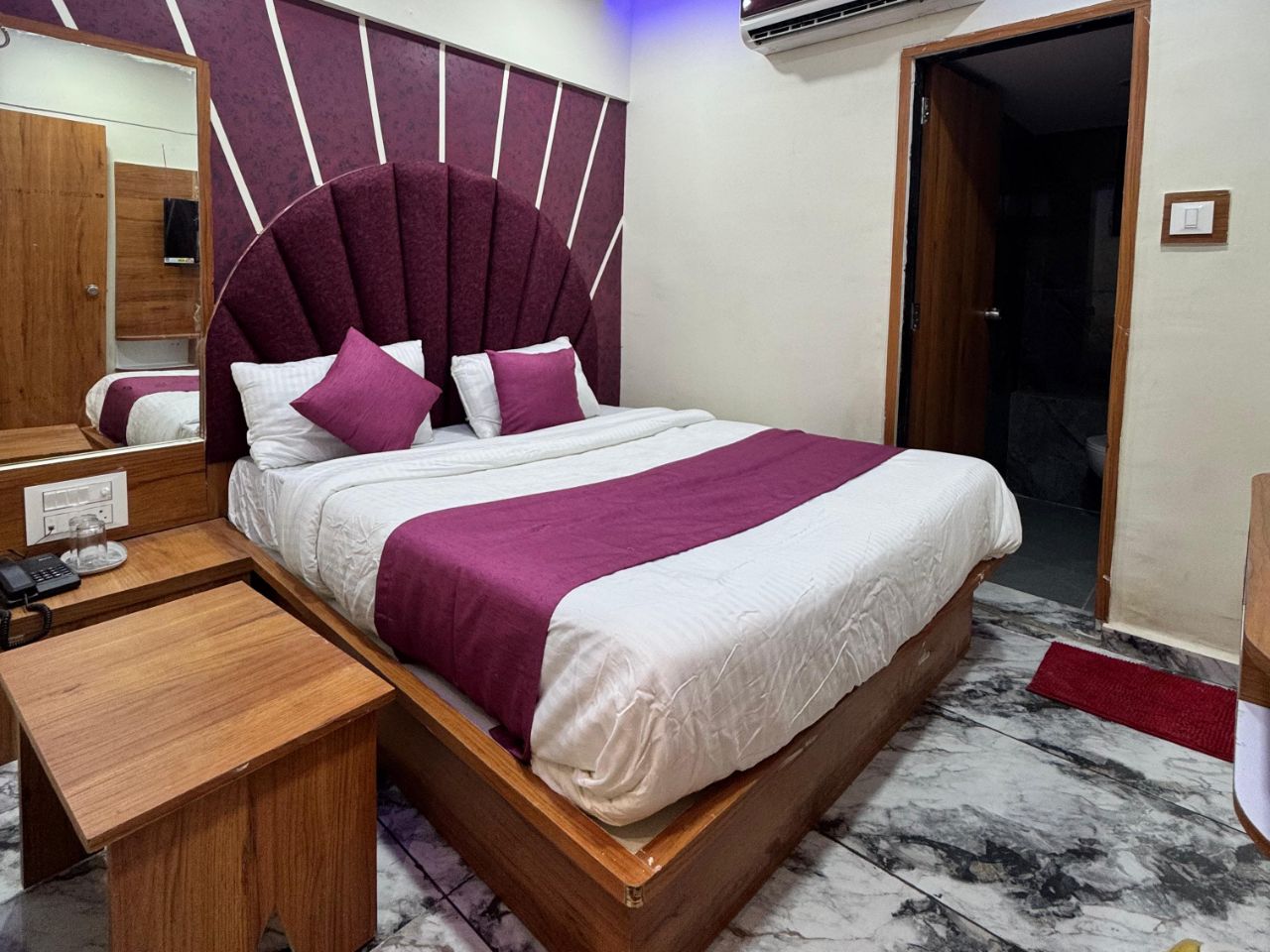 Hotel Konark By Srurban Hotels Pvt Ltd in Ahmedabad