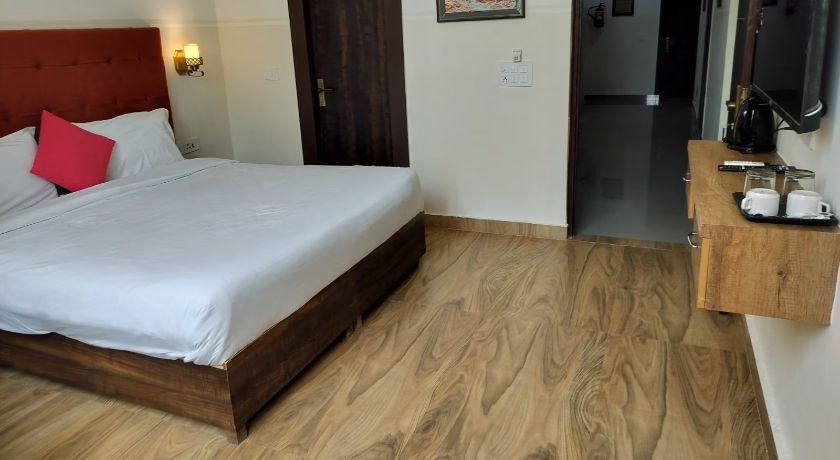 Saffron Inn in Noida