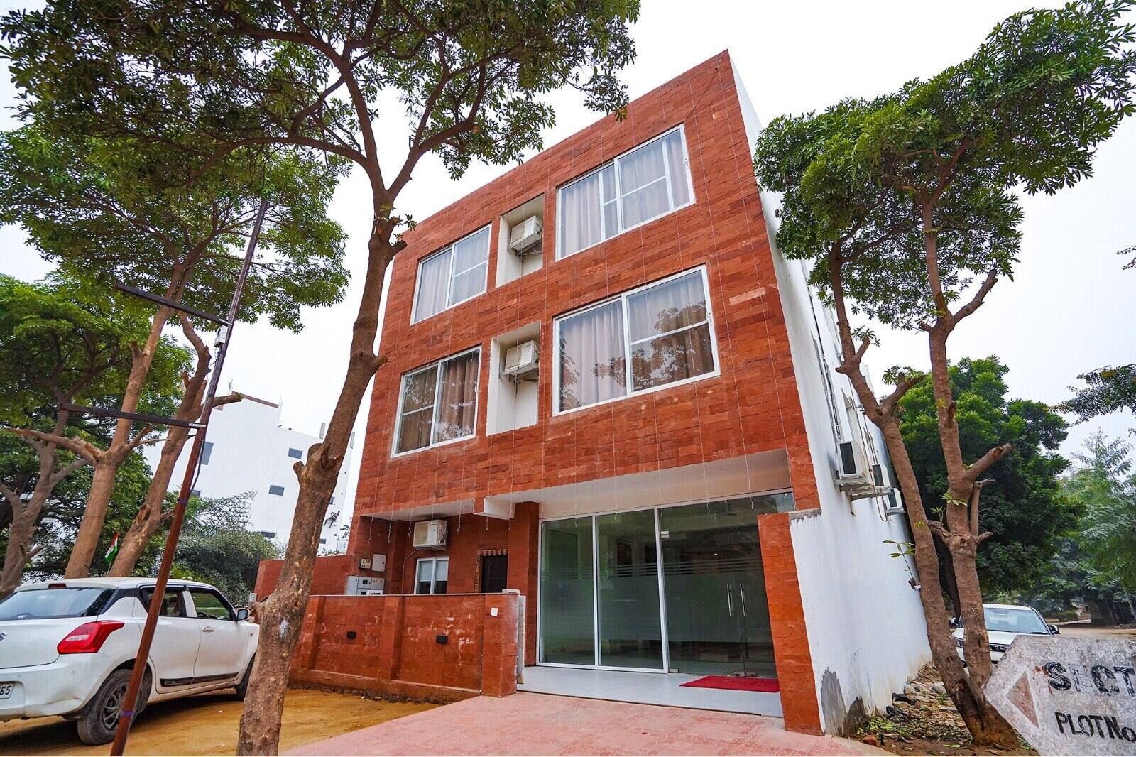 Saffron Inn in Noida