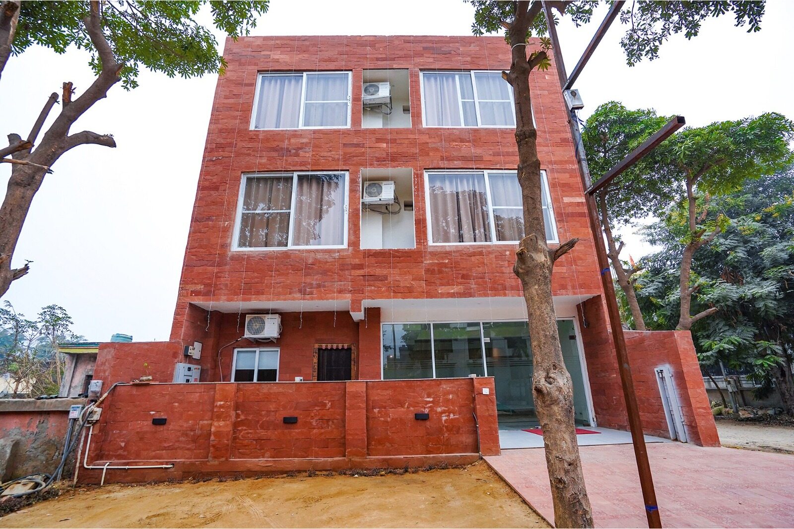 Saffron Inn in Noida