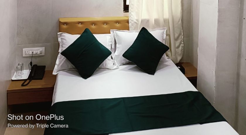 Sapphire Hotel in Mumbai