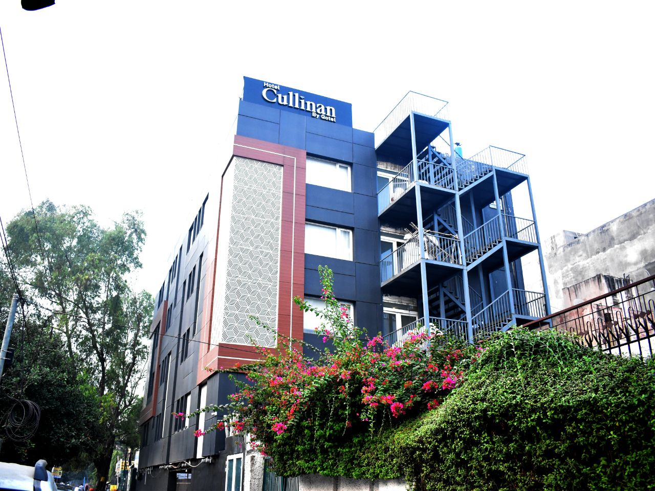 Qotel Signature Coleman in Delhi