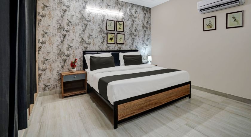 Hotel Majestic Inn in Jaipur