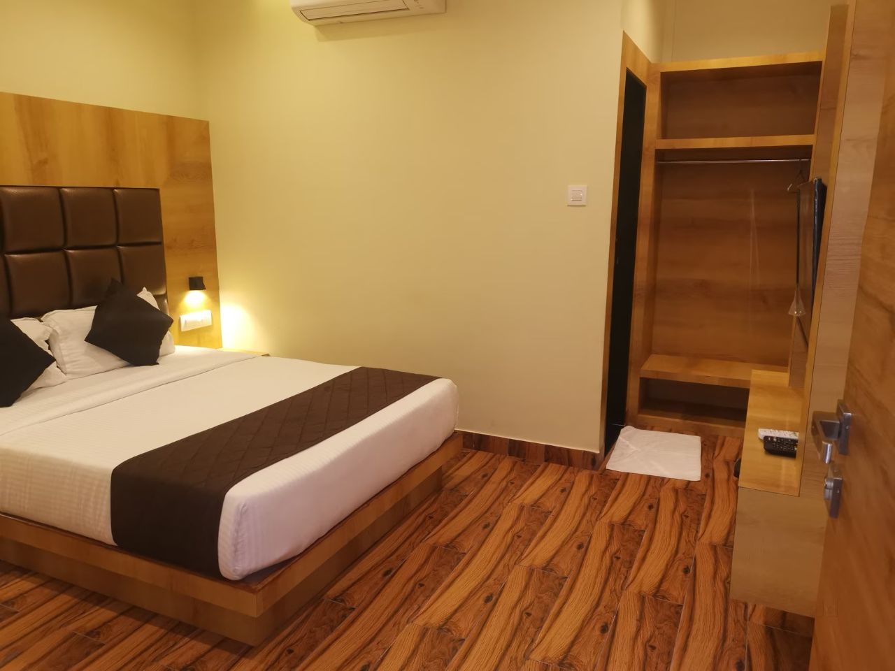 Hotel Hoxton in Mumbai