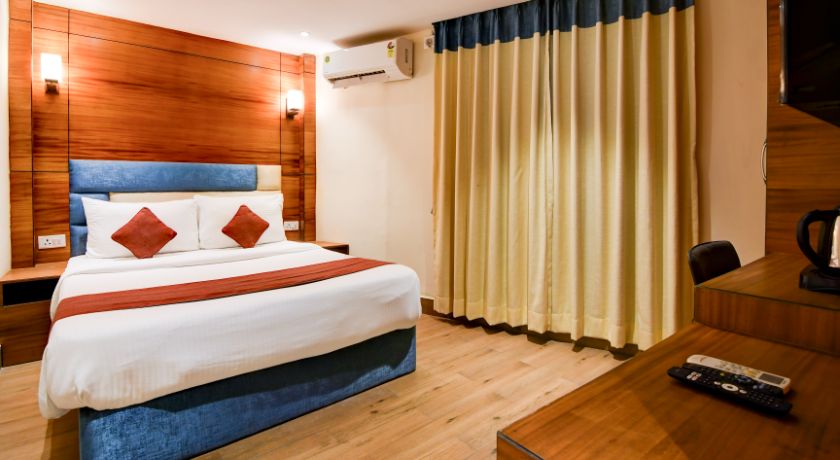 Kings Crown in Kolkata