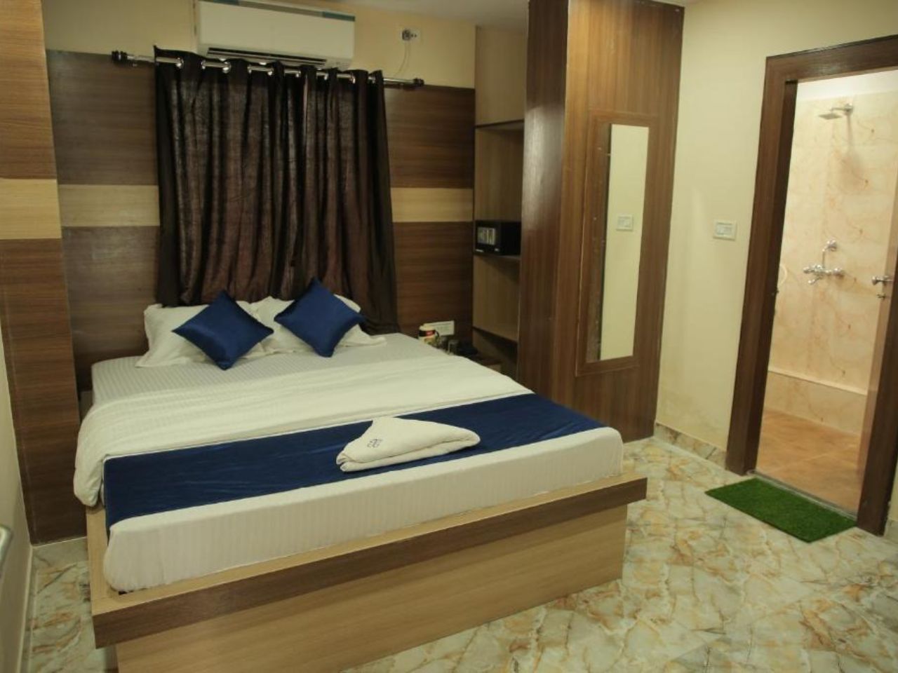 Hotel Best Buy in Kolkata