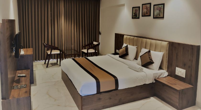 Adyar Plaza Inn in Mangalore