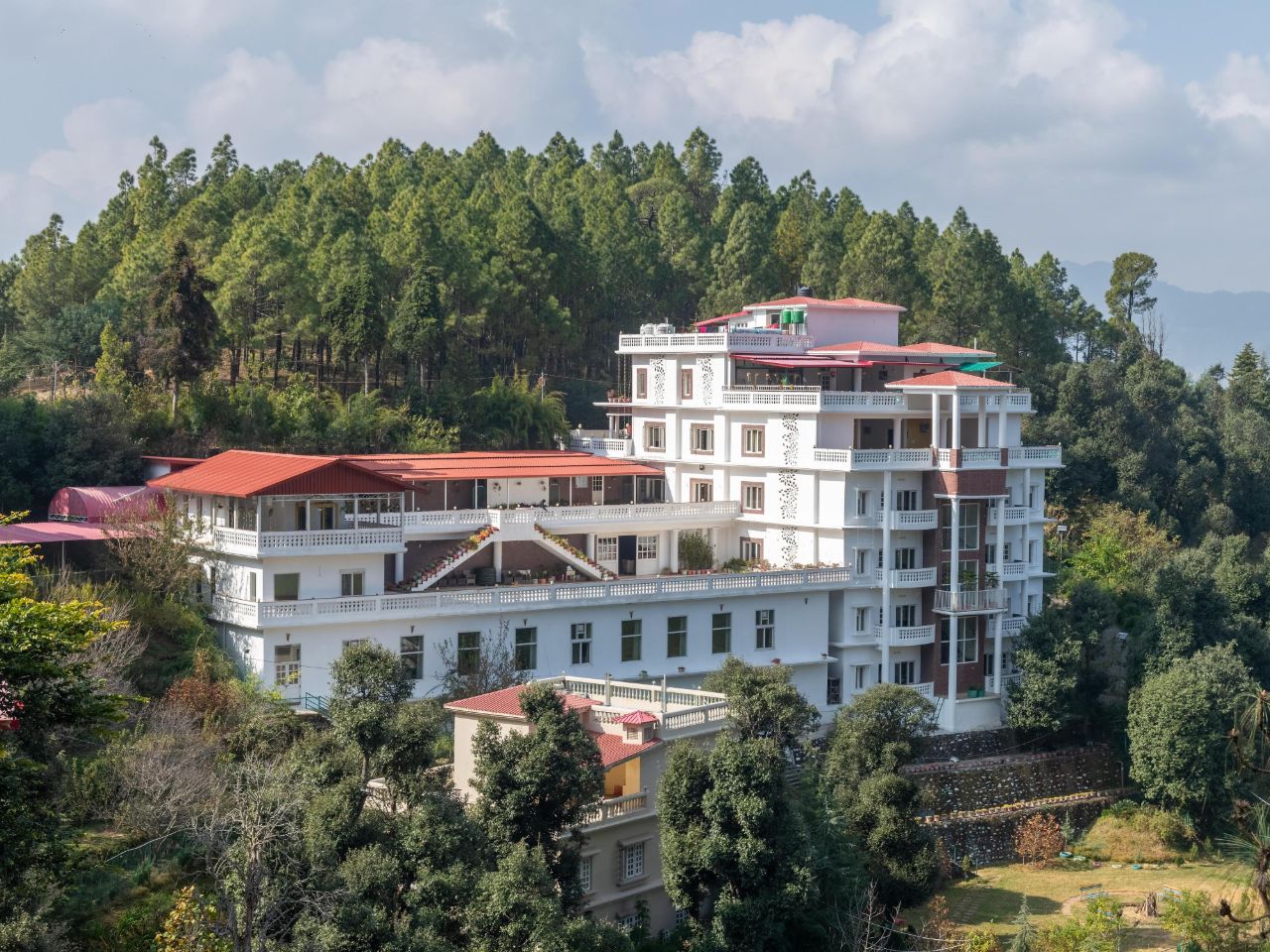 DLS Tehri Club Resort in Chamba