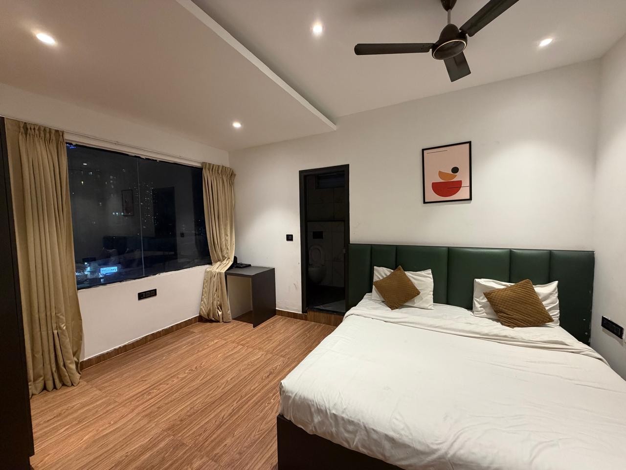 Hotel Kingdom Suites in Bangalore
