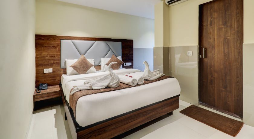 New Hotel Parimeet in Navi Mumbai