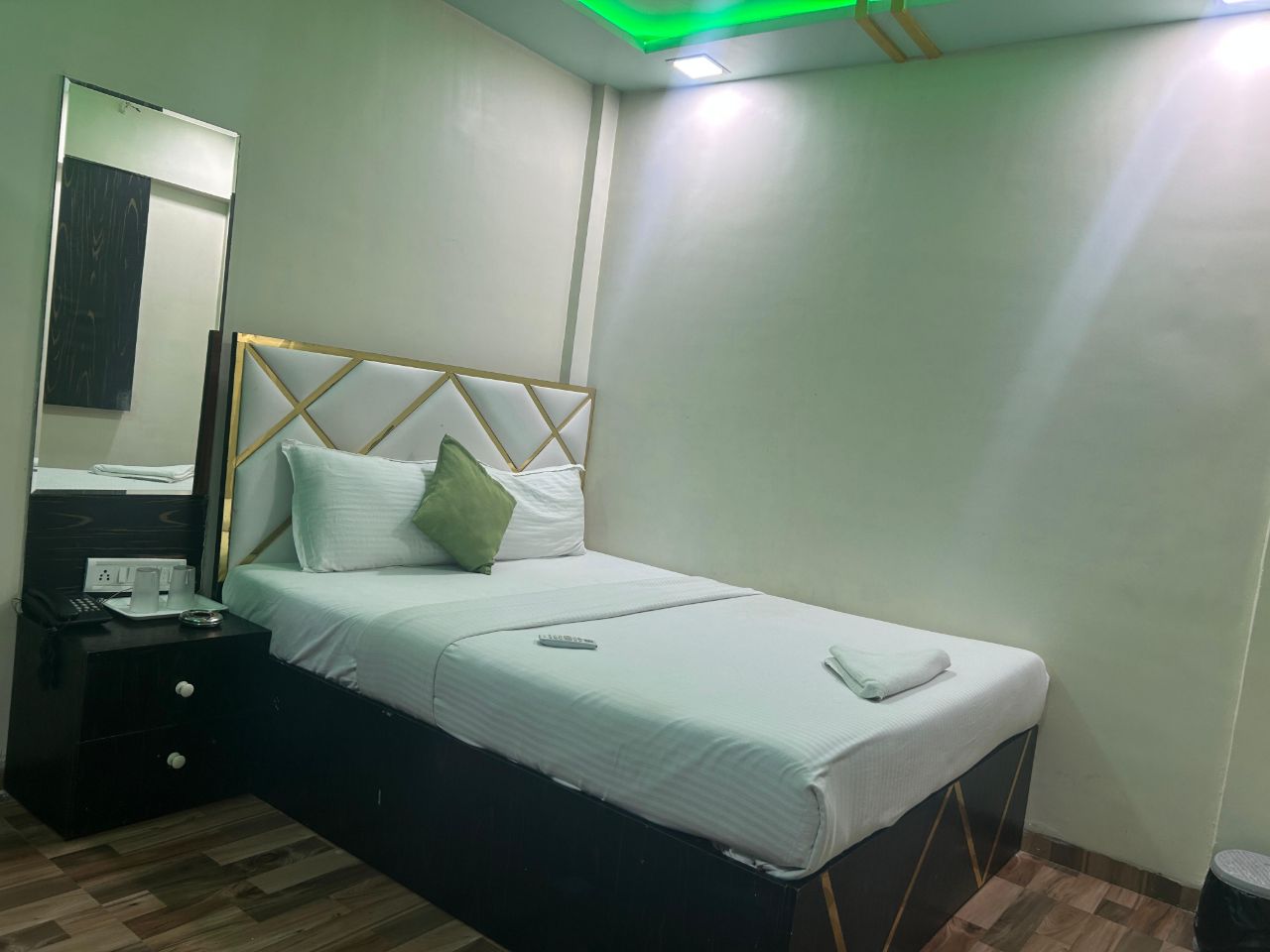 Hotel Dream Residency in Mumbai