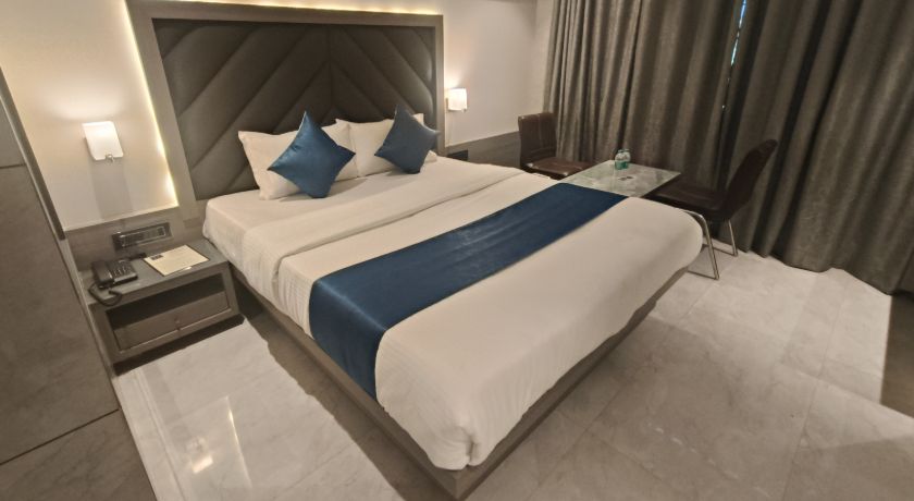 Hotel Nakshatra Residency in Thane
