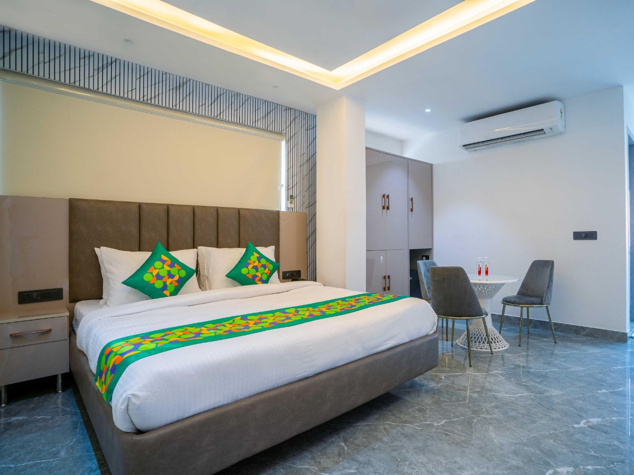 Hotel Gemstone in Delhi