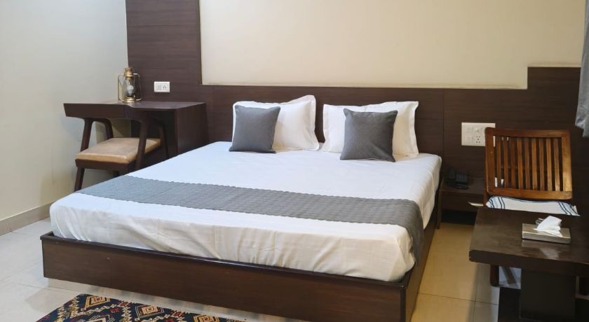 Shyama Inn Rivlet in Delhi