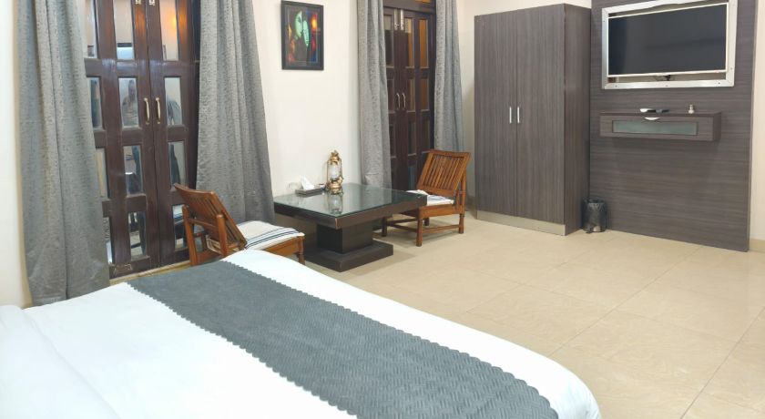 Shyama Inn Rivlet in Delhi
