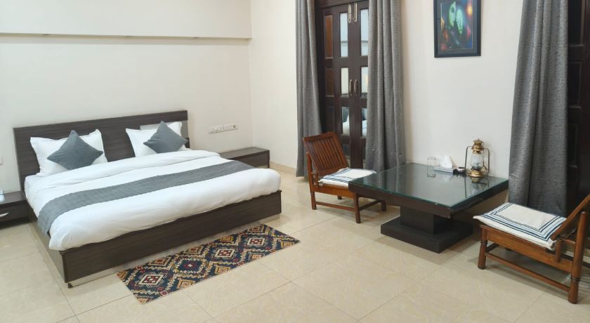 Shyama Inn Rivlet in Delhi