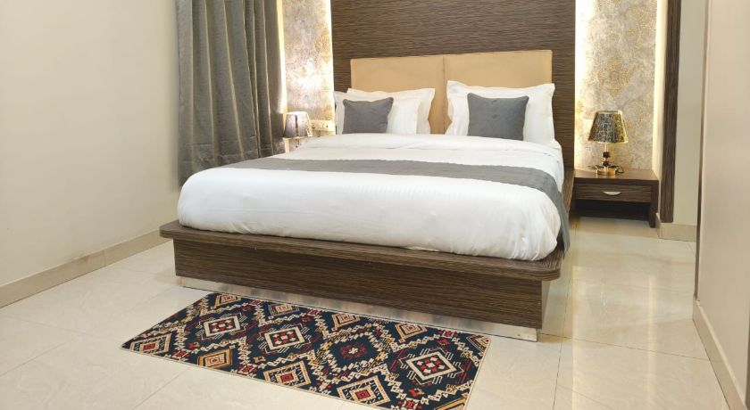 Shyama Inn Rivlet in Delhi