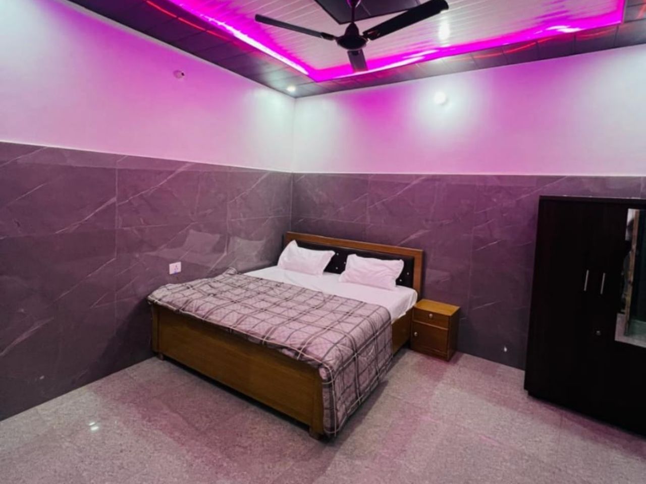 Milan Place Homestay in Ayodhya