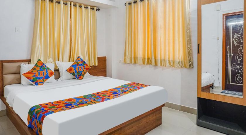 Hotel Lake View in Pune