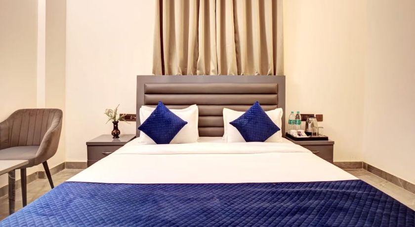 Hotel Elite Grand in Noida