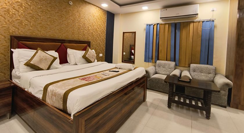 Angel Pink Kaushambi in Ghaziabad