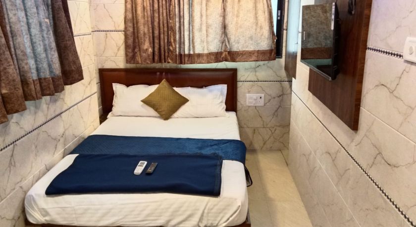 Hotel Sky Star in Mumbai