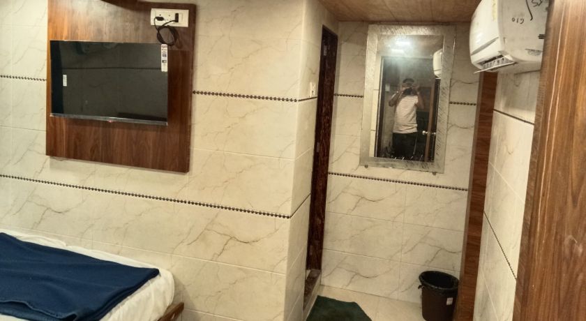 Hotel Sky Star in Mumbai