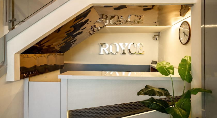 Hotel Royce Executive in Mumbai