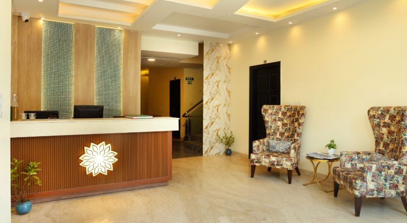 OPO Essential Sector 21 in Gurgaon