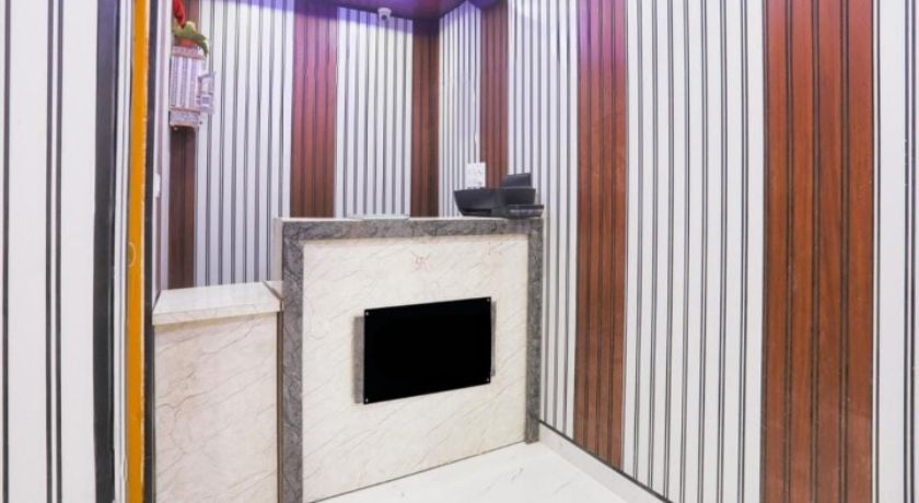 Hotel Ratraksh in Kanpur