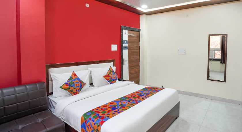 Hotel Rajdhani in Kanpur