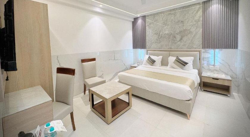 Dahabi Era - Delhi Airport in Delhi