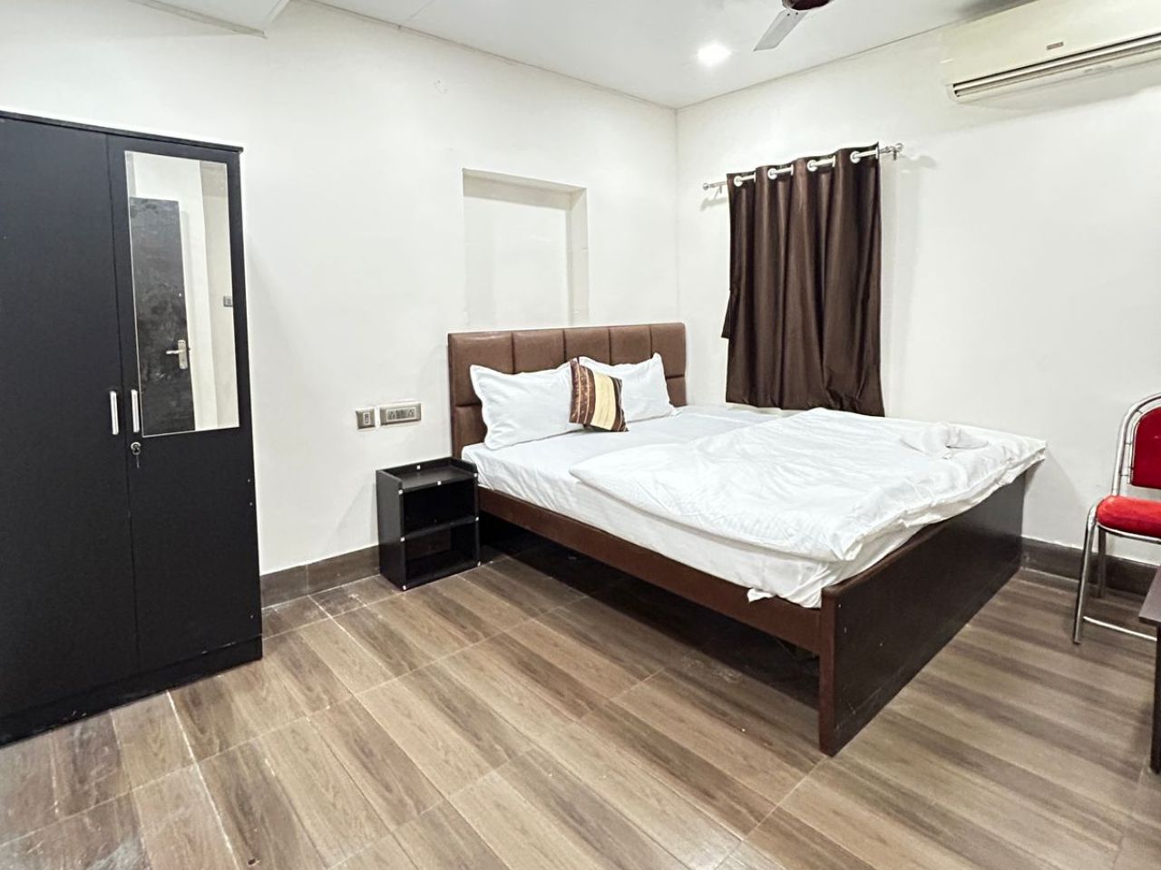 Lucky Home Stay in Kolkata