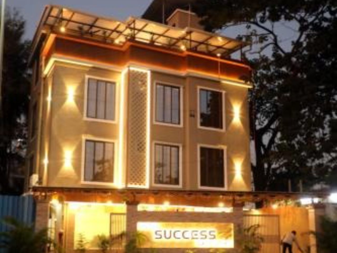 Hotel Success Executive in Navi Mumbai
