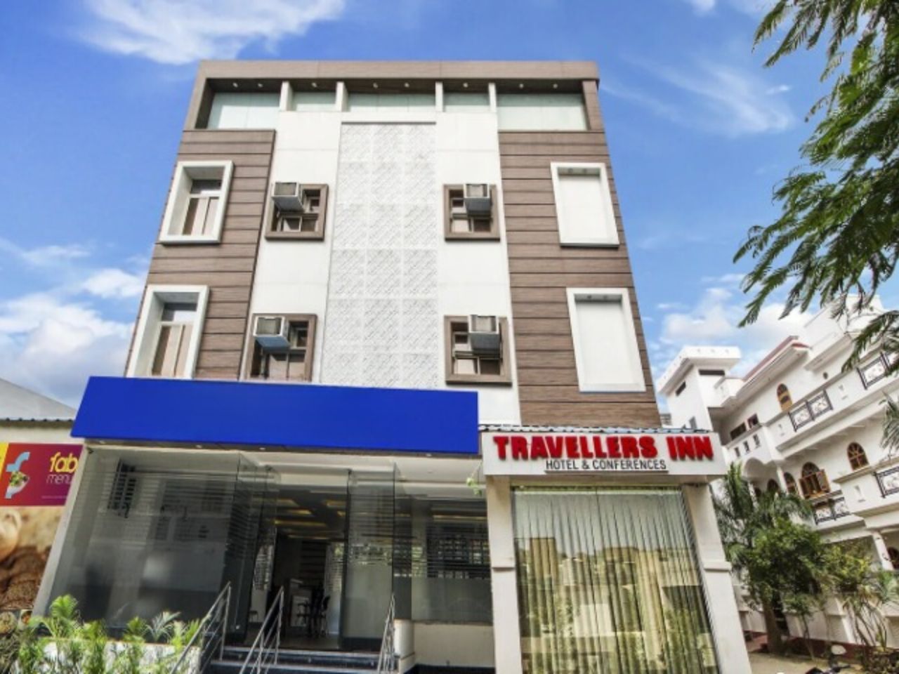 Hotel Travellers Inn in Lucknow