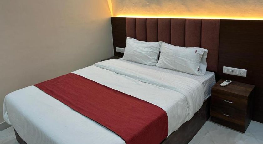 Hotel Surya Grand in Mumbai