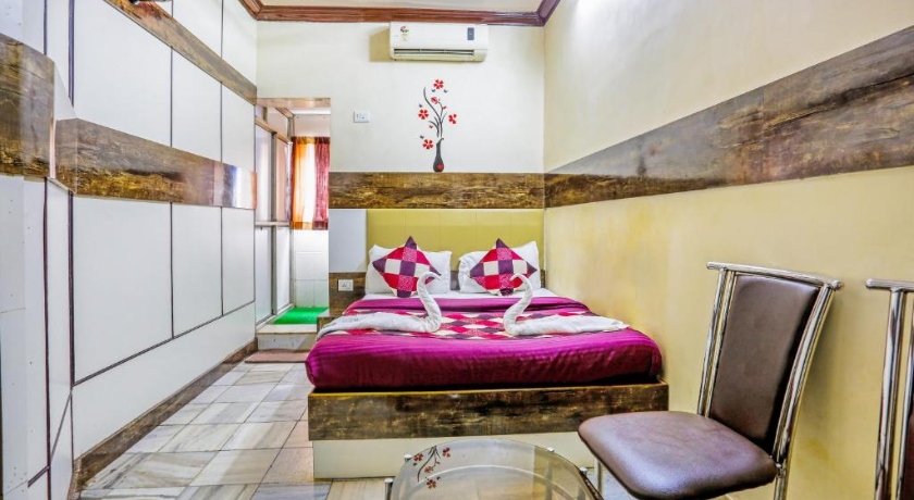 Hotel Golden Plaza in Navi Mumbai