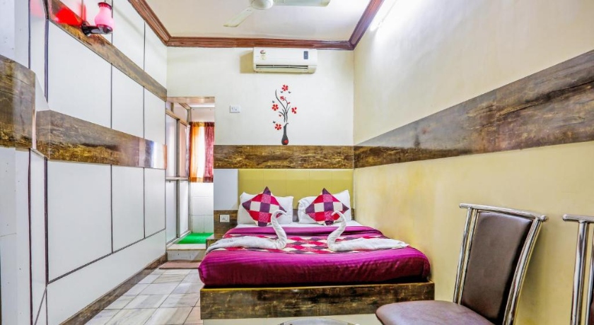 Hotel Golden Plaza in Navi Mumbai